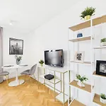 Stylish And Bright Studio Pet-Friendly By Noclegi Renters
