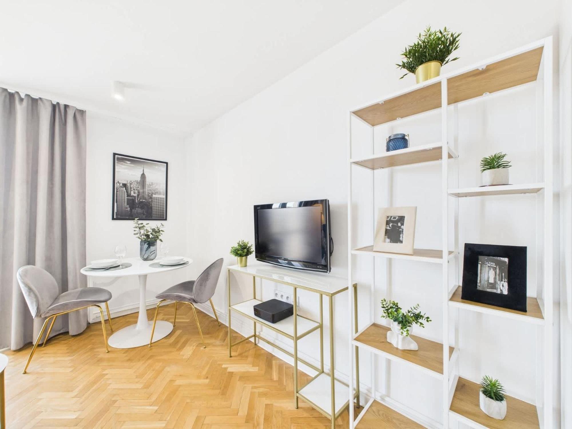 Stylish And Bright Pet-friendly By Renters Apartament Warszawa
