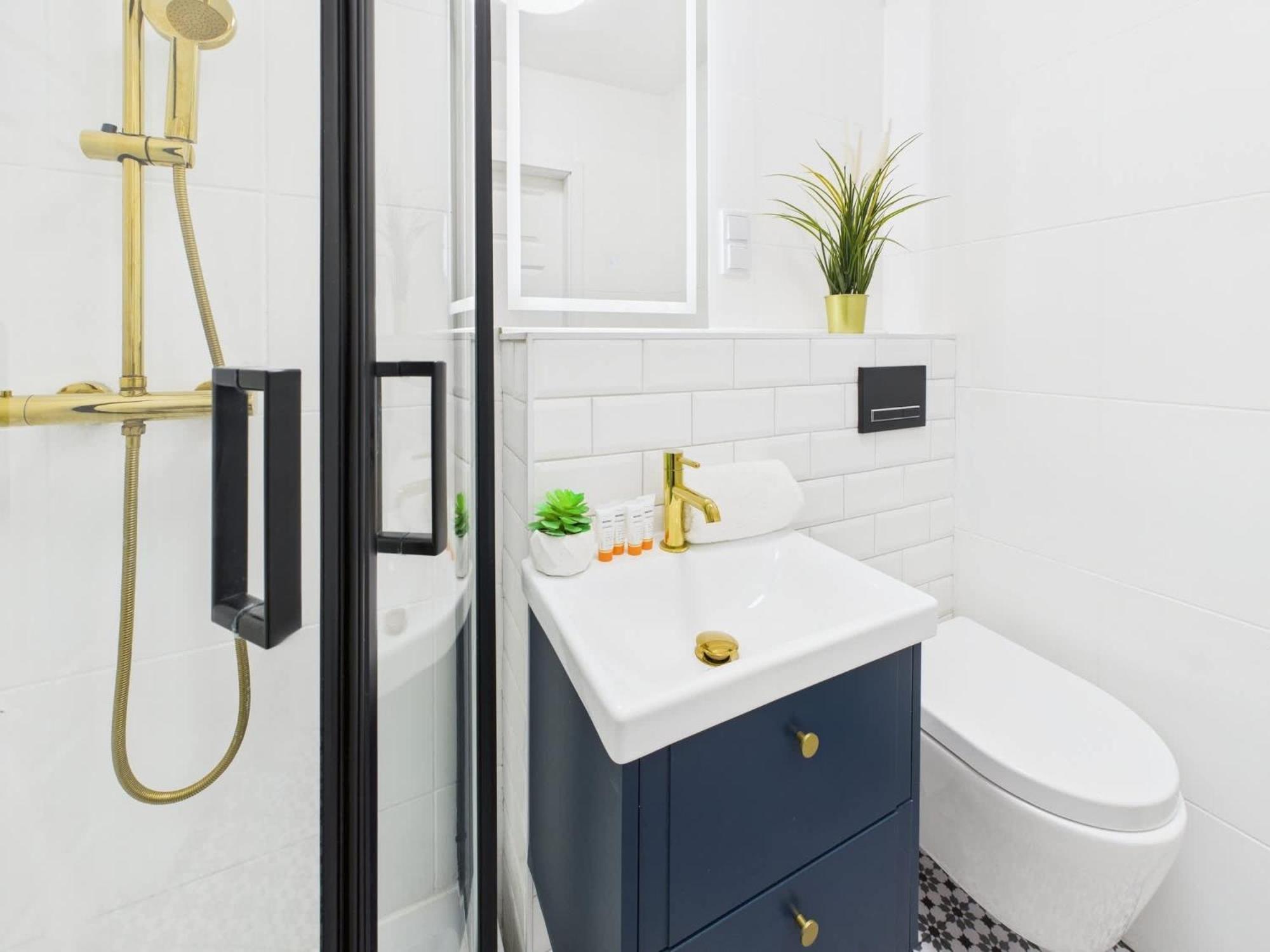 Stylish And Bright Pet-friendly By Renters *