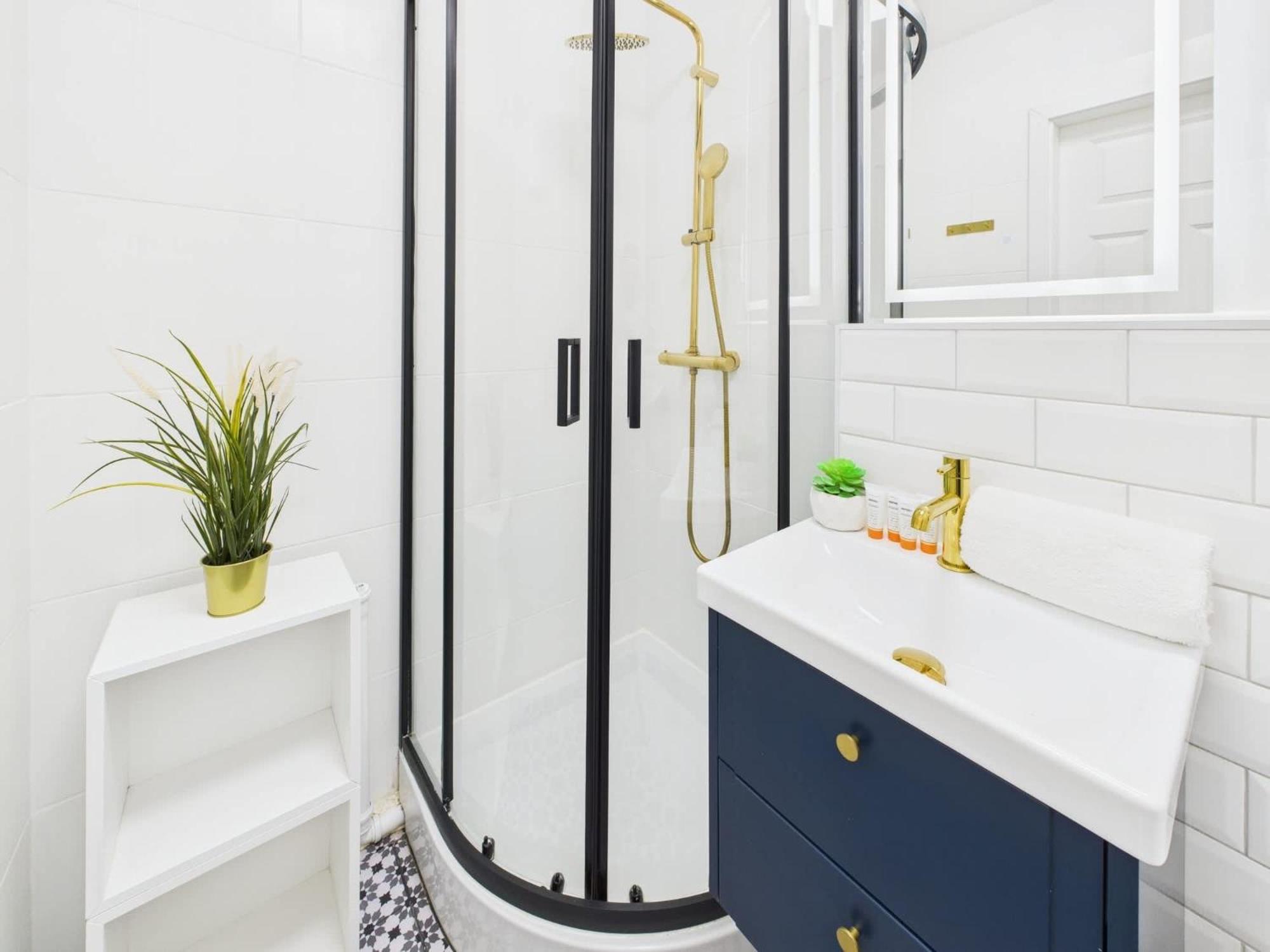 Stylish And Bright Pet-friendly By Renters *